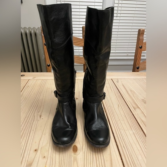 Frye Phillip Riding Boot - Like New​ - Picture 2 of 7